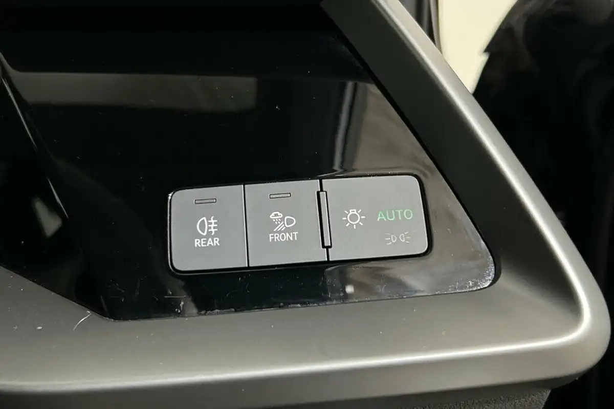 2022-audi-a3-14-40-tfsi-e-s-line-big-36