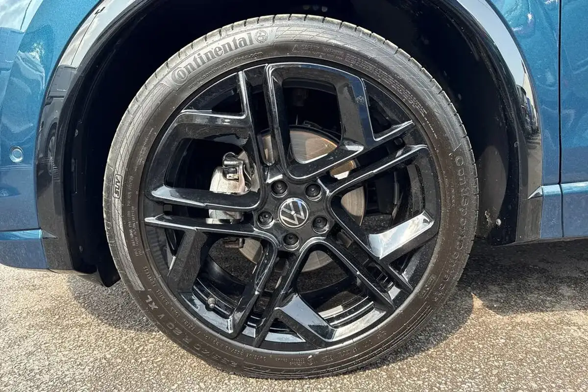 2024-volkswagen-tiguan-15-etsi-r-line-big-11