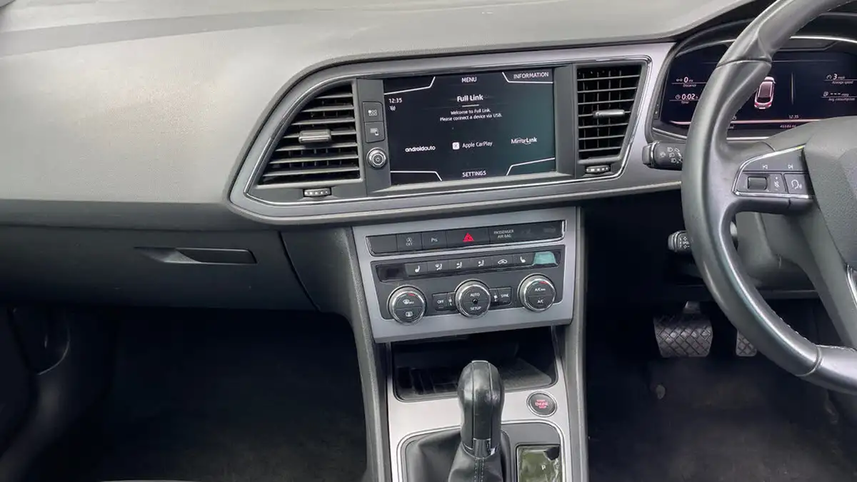 2019-seat-leon-20-tsi-xcellence-lux-estate-big-11