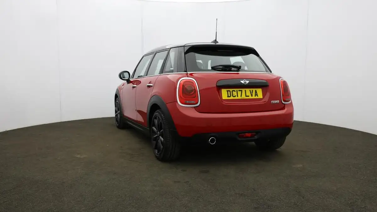 2017-mini-cooper-15-cooper-ss-hatchback-5d-big-25
