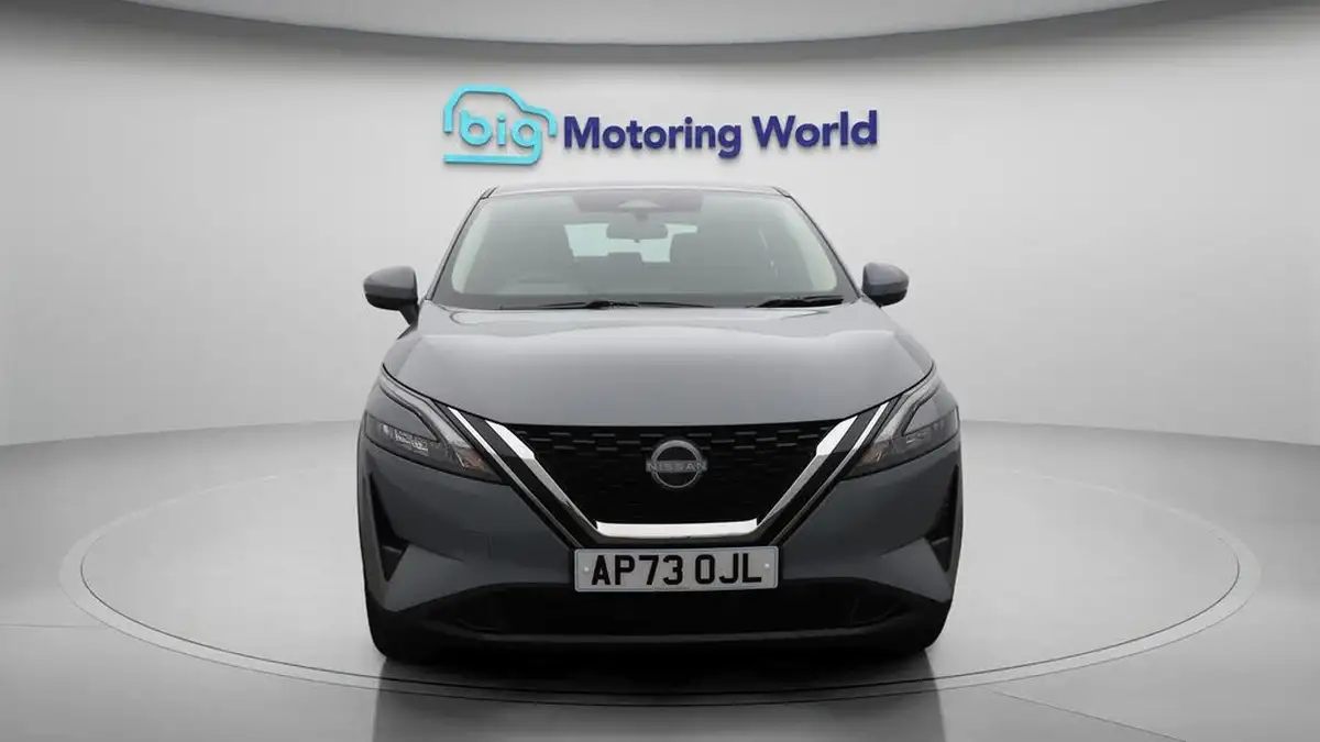 2023-nissan-qashqai-13-dig-t-acenta-premium-140ps-big-2