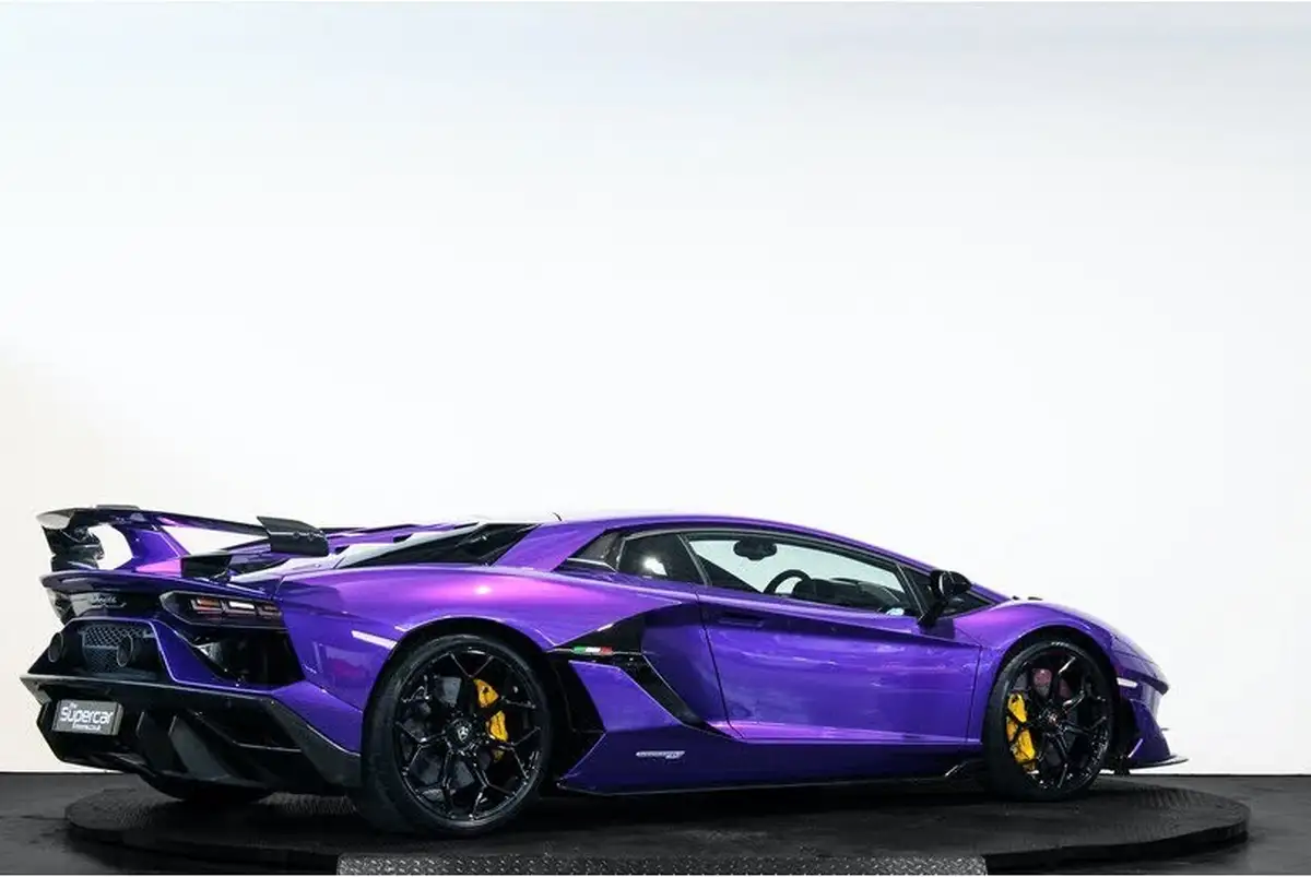 2021-lamborghini-aventador-65-svj-big-3