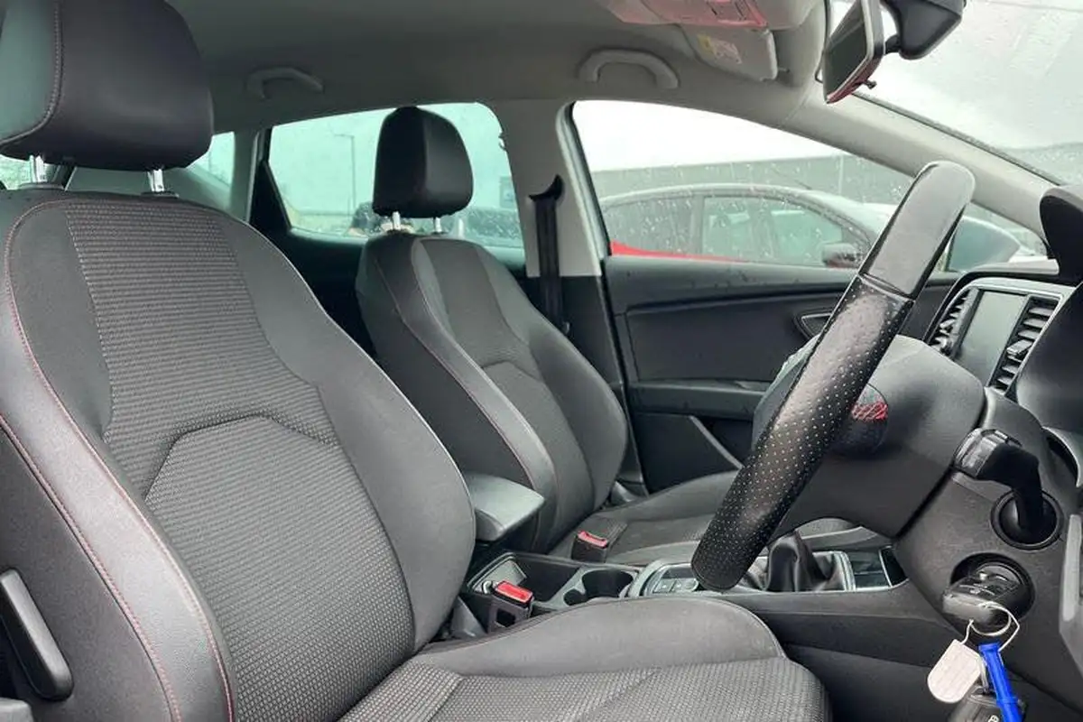 2018-seat-leon-14-tsi-fr-technology-hatchback-5d-big-16
