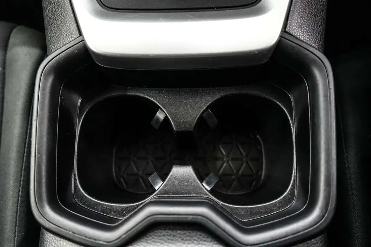 2020-toyota-rav4-25-vvt-i-design-219bhp-big-25