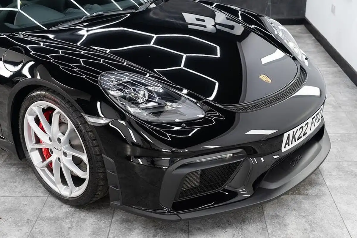2022-porsche-cayman-718-40-cayman-gt4-big-27