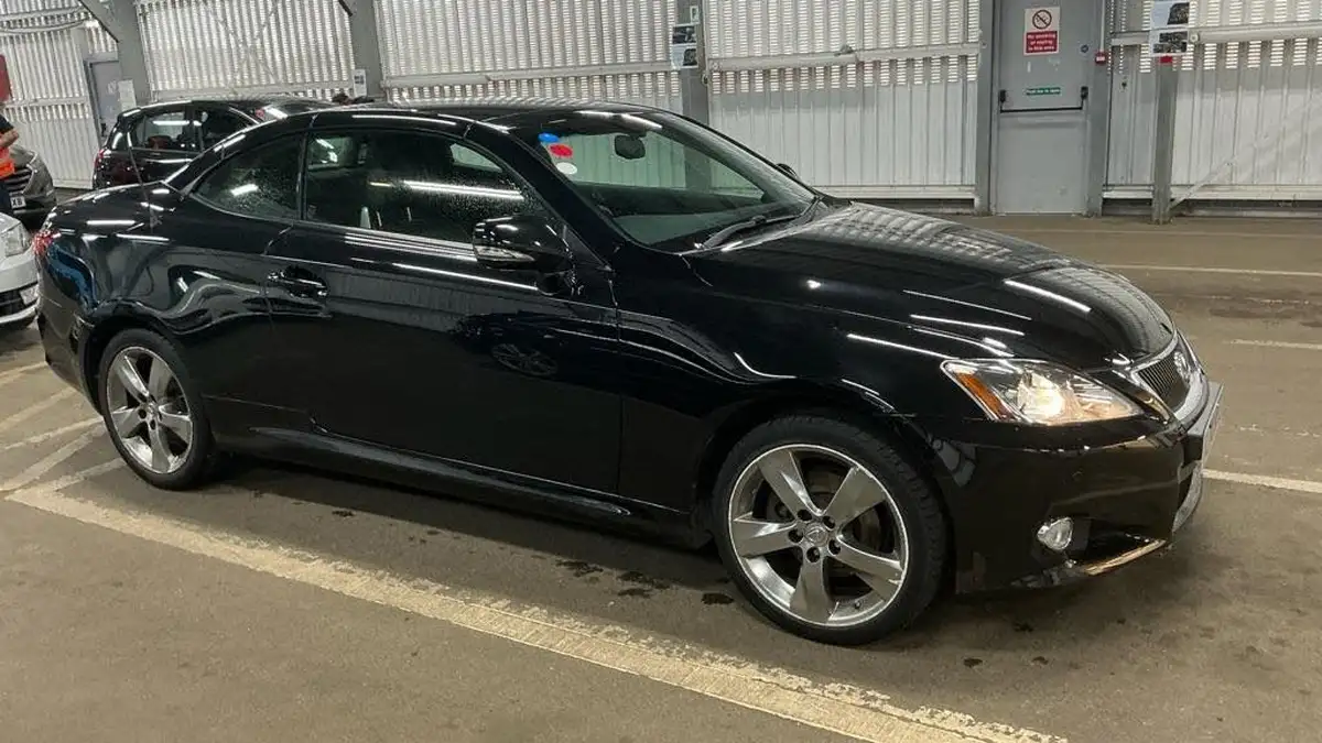2010-lexus-is-250-25-se-i-cabriolet-2d-auto-big-12