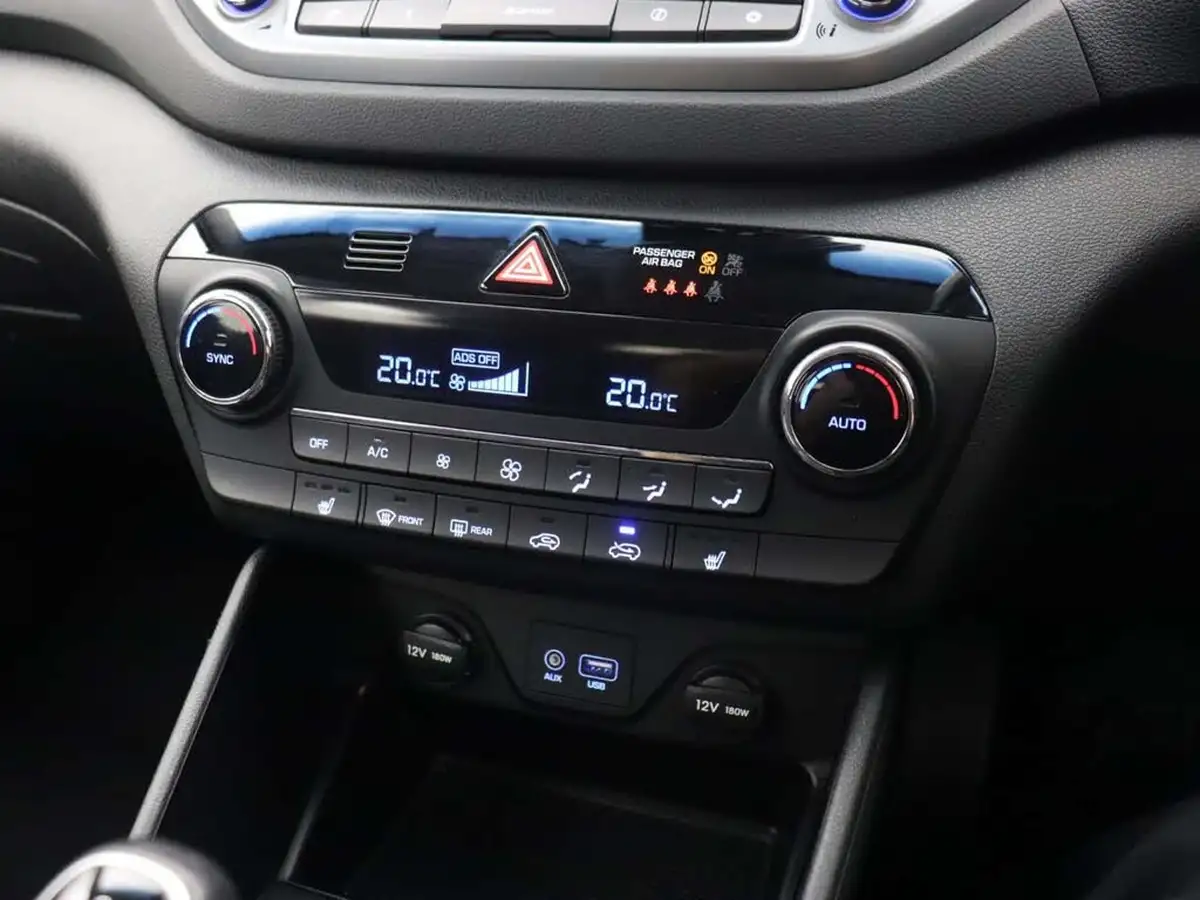 2017-hyundai-tucson-16-gdi-blue-drive-se-nav-big-29