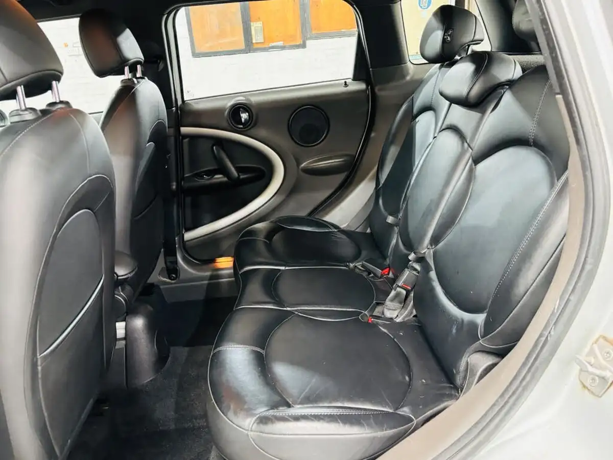 2012-mini-countryman-20td-cooper-d-112bhp-auto-big-15
