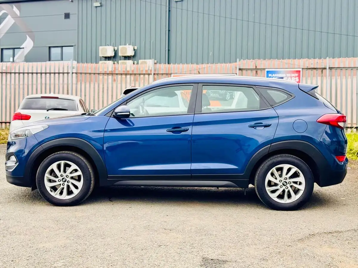2017-hyundai-tucson-17crdi-blue-drive-se-nav-141ps-dct-big-16