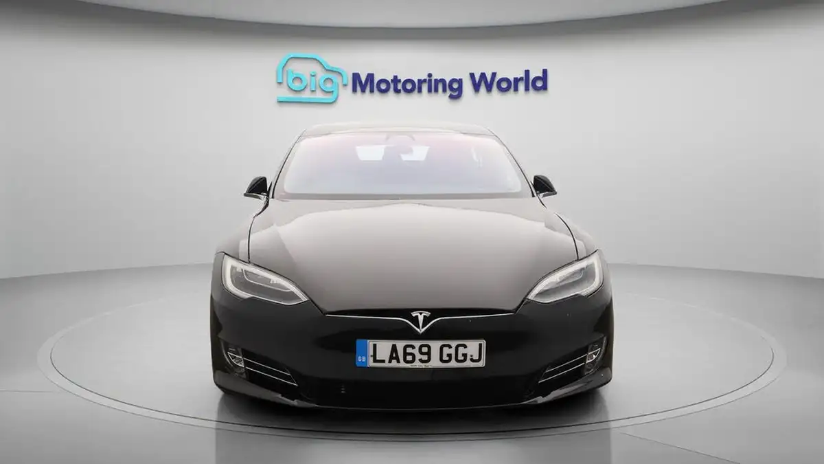2020-tesla-model-s-e-long-range-big-2