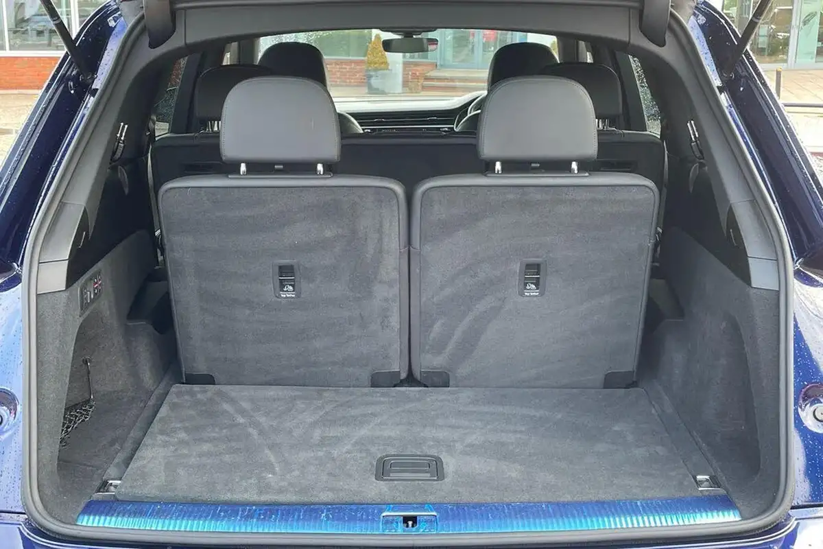 2021-audi-q7-30-50-tdi-black-edition-big-31