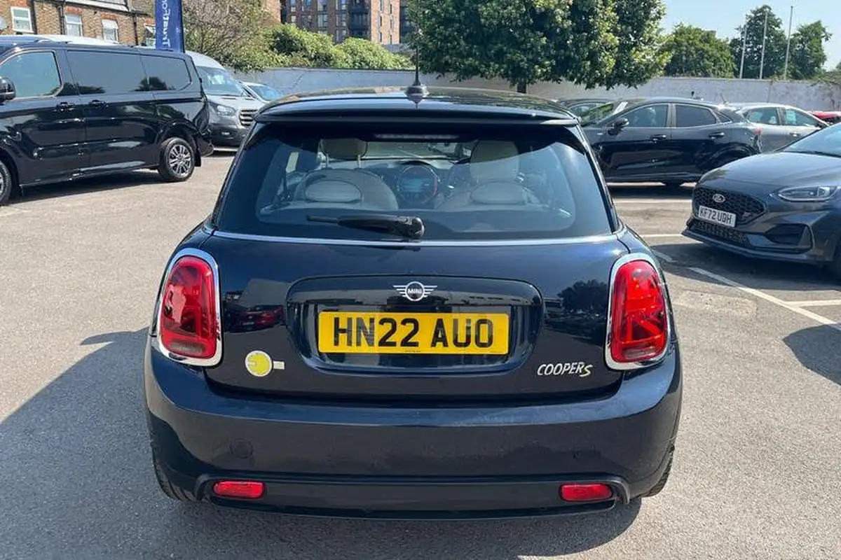 2022-mini-cooper-e-cooper-s-3-big-32