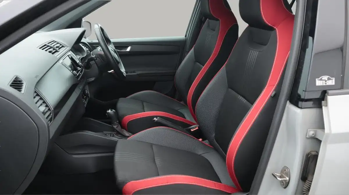 2021-skoda-fabia-10-tsi-monte-carlo-95ps-hatchback-dsg-big-13
