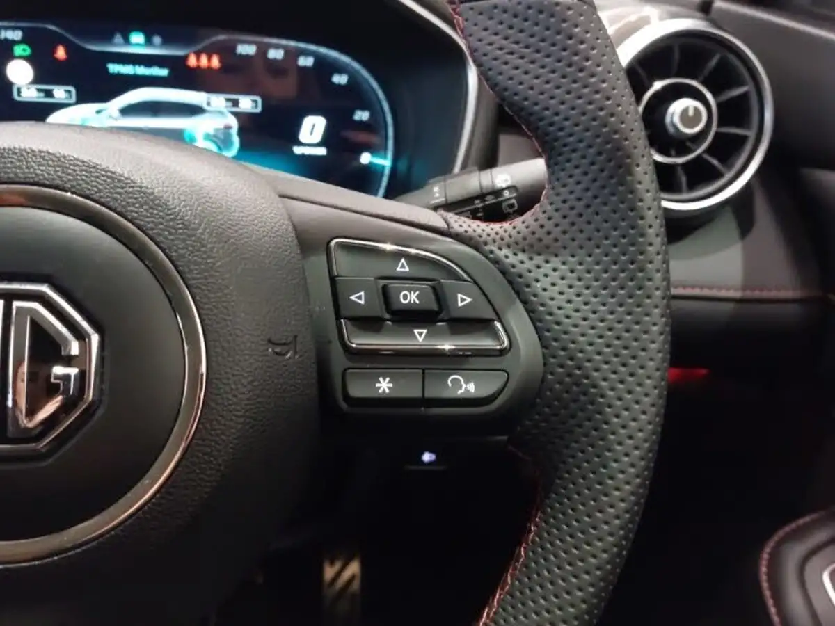 2024-mg-hs-15t-gdi-trophy-258ps-plug-in-hybrid-1490cc-auto-big-17