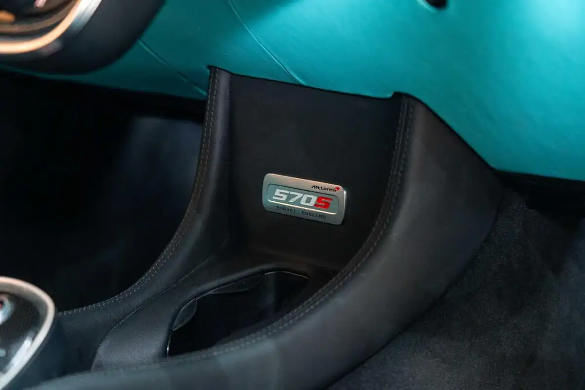 2016-mclaren-570s-38-big-28