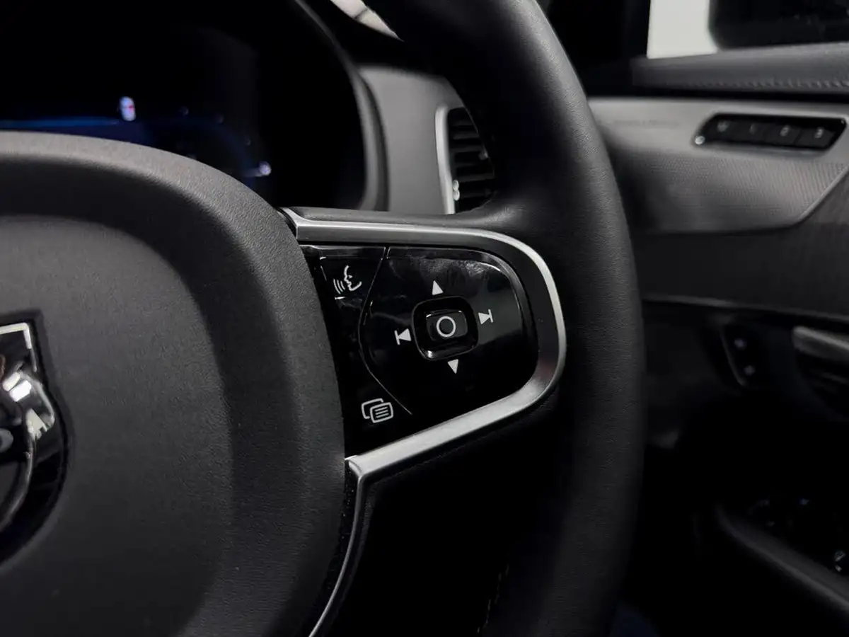 2024-volvo-xc90-20-t8-ultra-dark-big-43