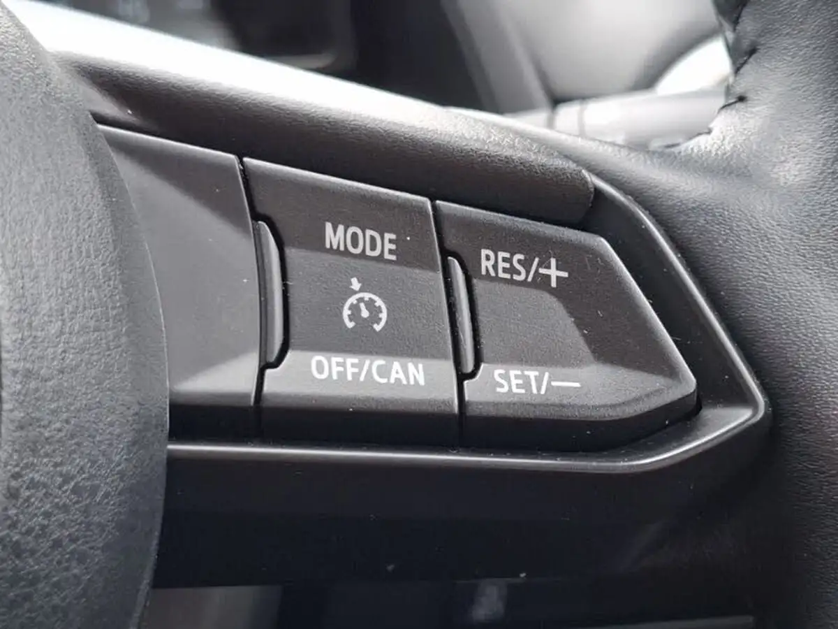 2023-mazda-mazda2-15-skyactiv-g-se-l-big-16