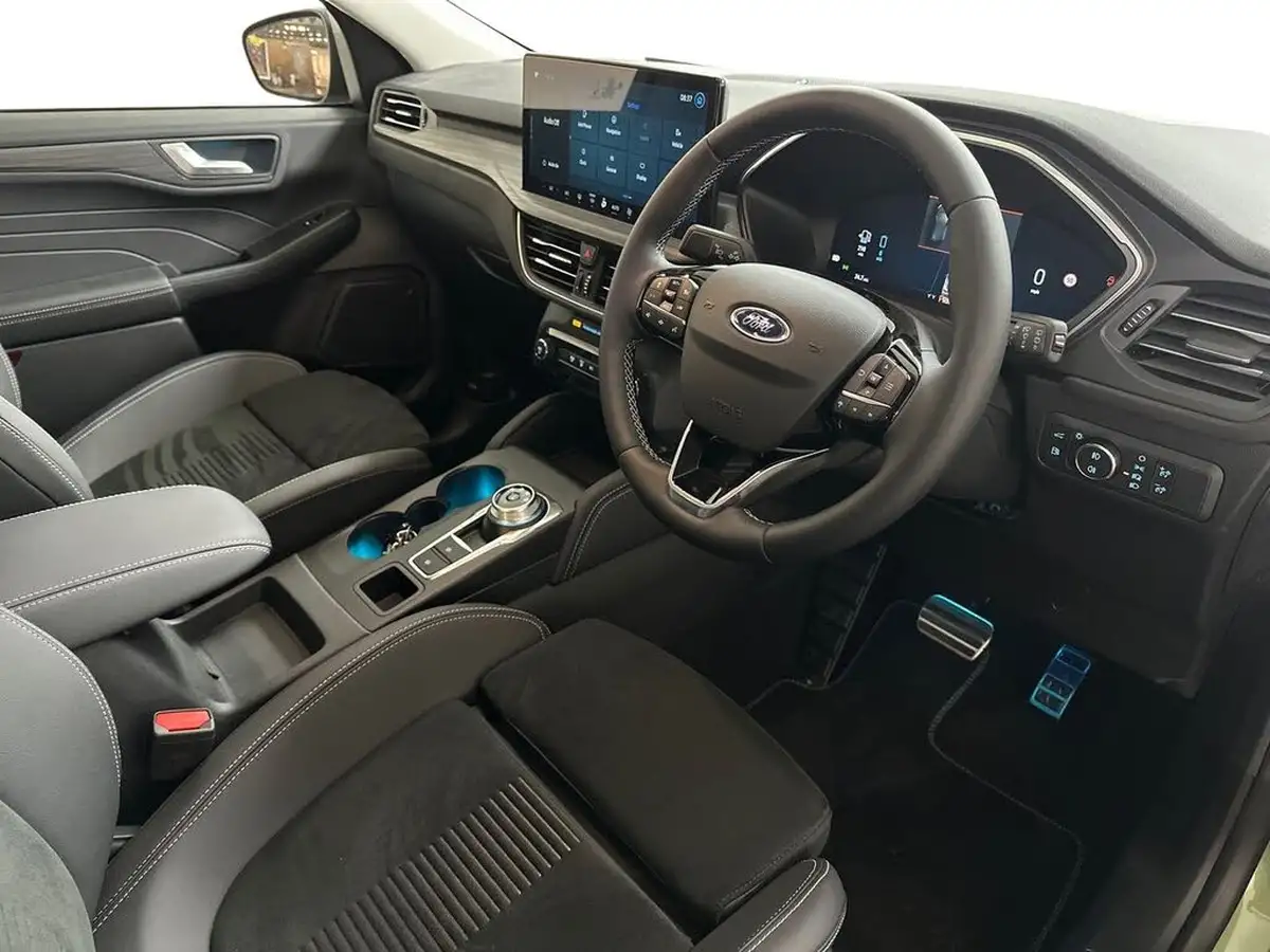 2025-ford-kuga-25t-active-243ps-phev-big-9