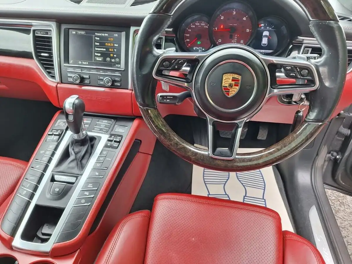 2015-porsche-macan-30td-s-big-10
