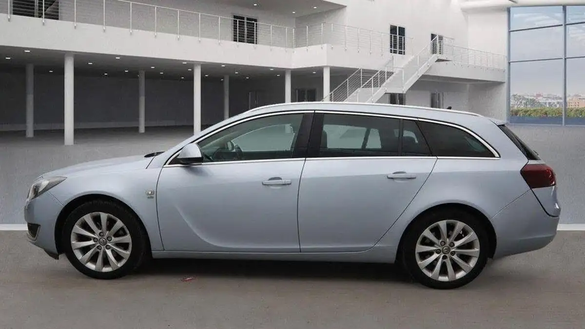 2014-vauxhall-insignia-sports-tourer-20cdti-elite-163ps-nav-auto-big-10