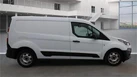 2021-ford-transit-connect-small-2