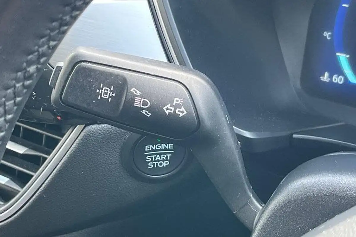 2022-ford-kuga-big-13
