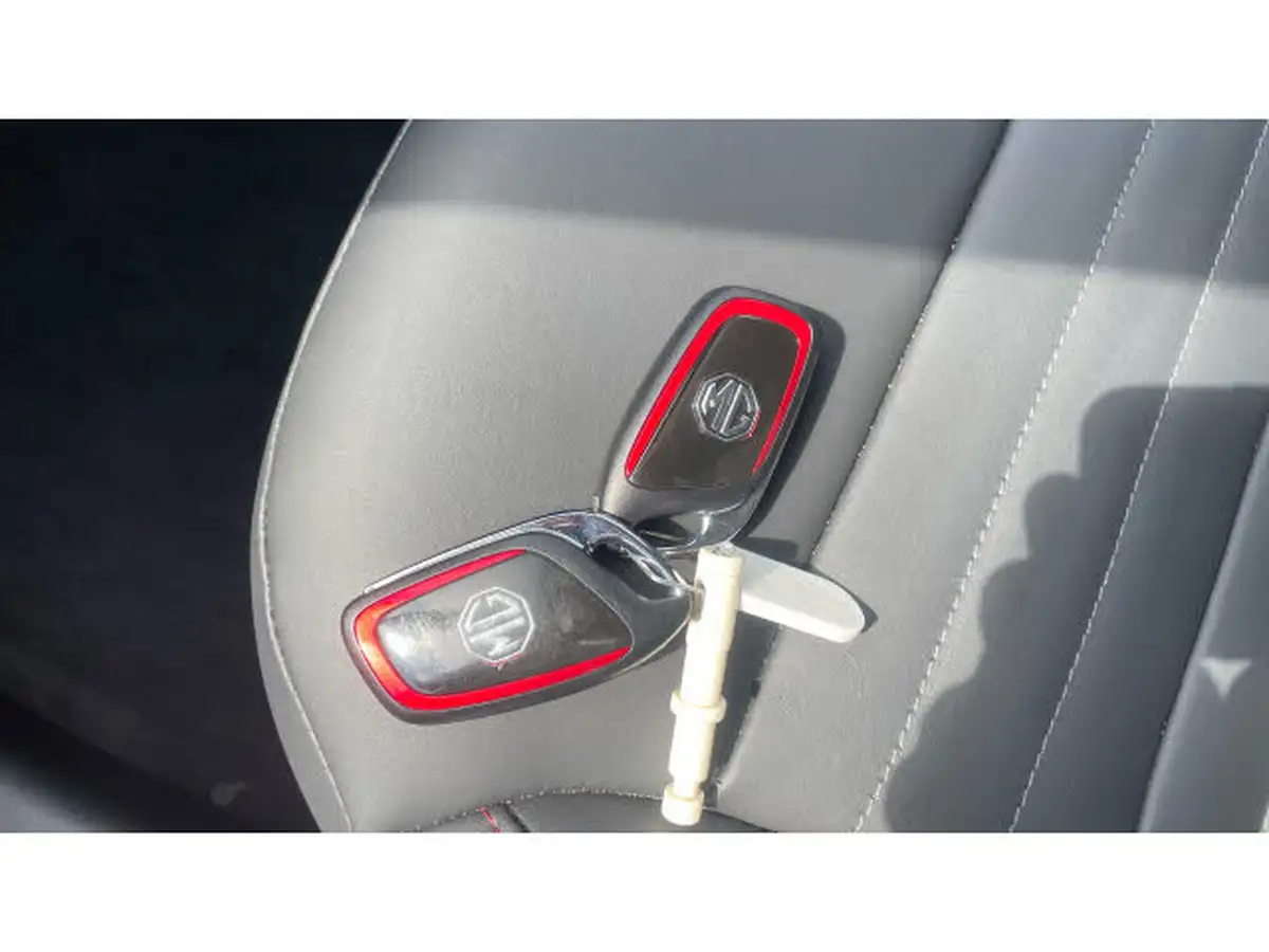 2024-mg-hs-15t-gdi-trophy-258ps-plug-in-hybrid-1490cc-auto-big-19