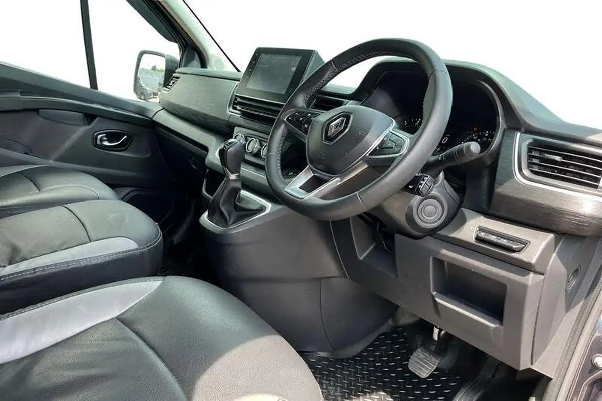 2024-renault-trafic-20dci-ll30-170-extra-sport-crew-big-13