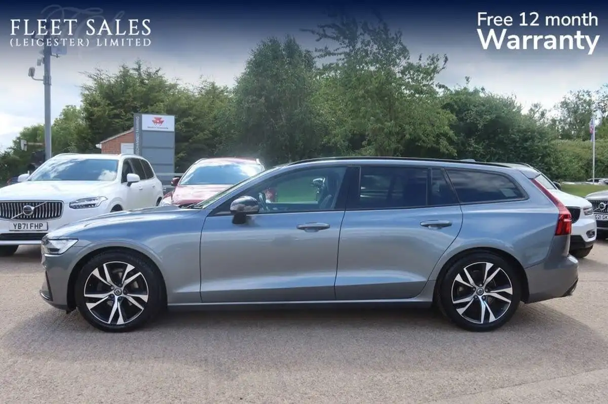 2021-volvo-v60-20-b3-r-design-160bhp-big-1