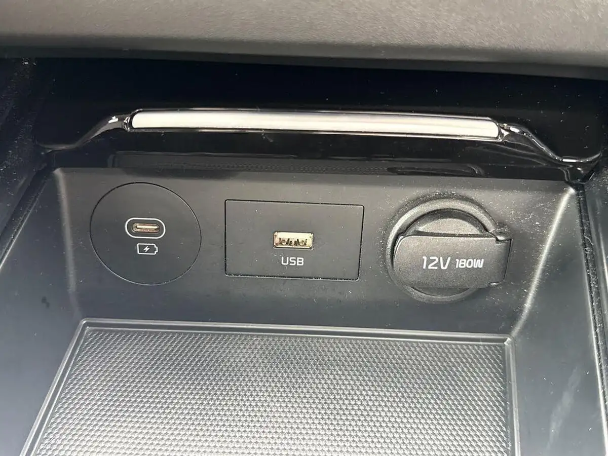 2022-kia-xceed-15-t-gdi-3-big-32