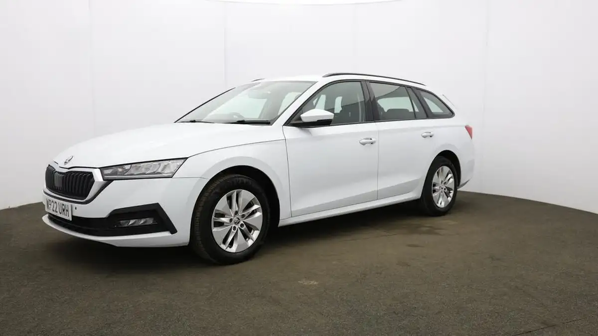 2022-skoda-octavia-10-tsi-se-technology-110ps-estate-big-30
