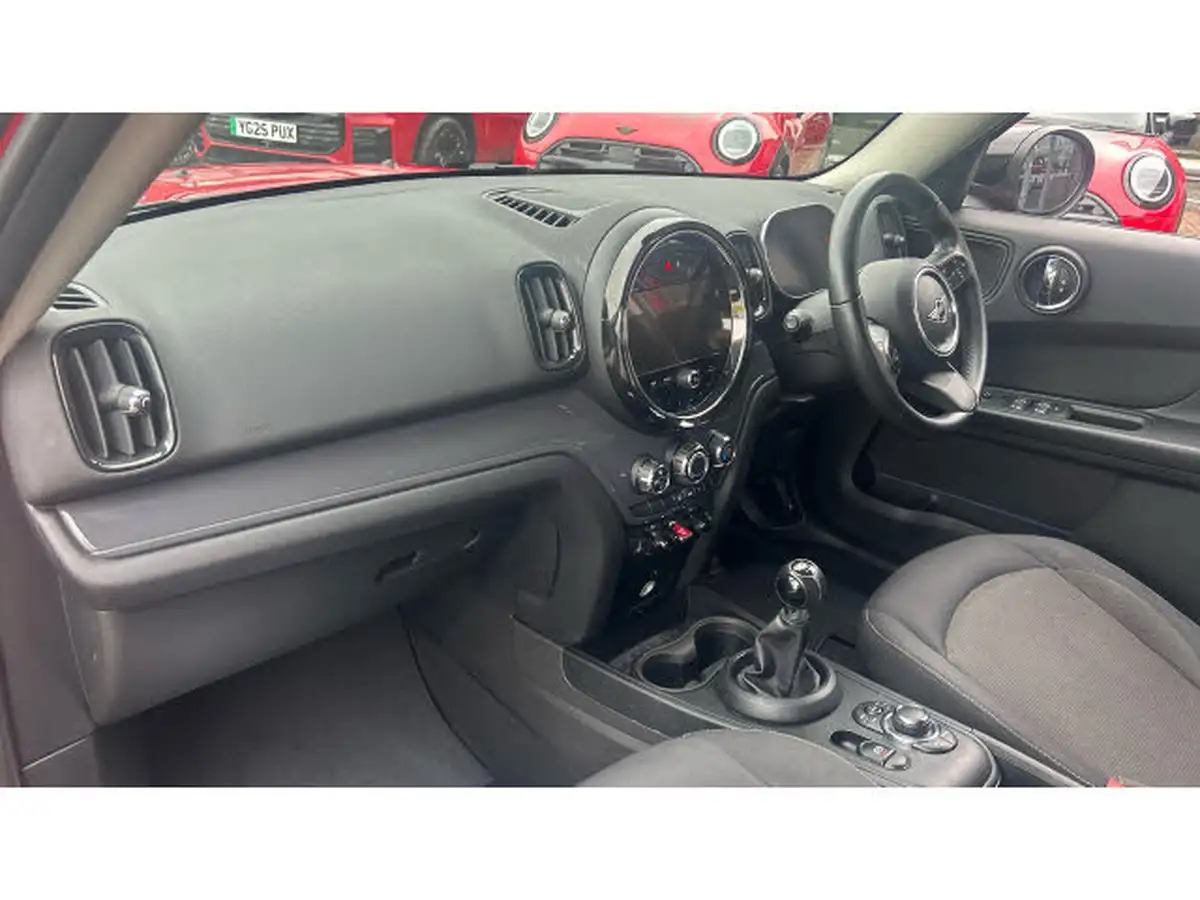 2022-mini-countryman-15-cooper-classic-big-6