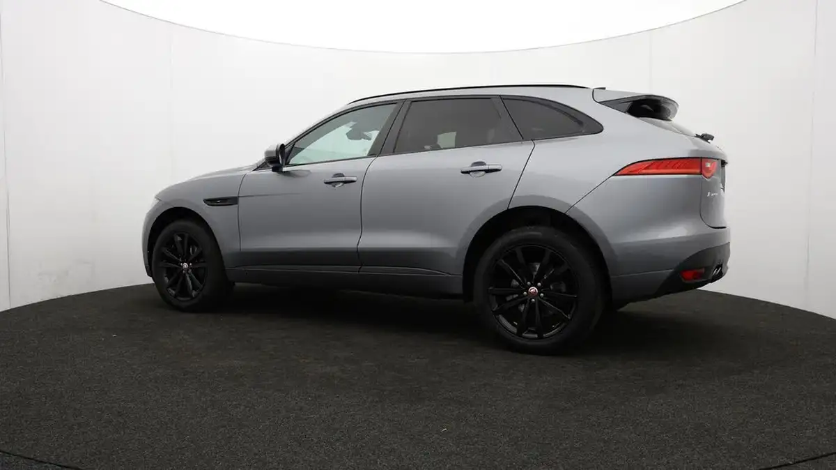 2020-jaguar-f-pace-20-i4d-chequered-flag-180ps-big-68