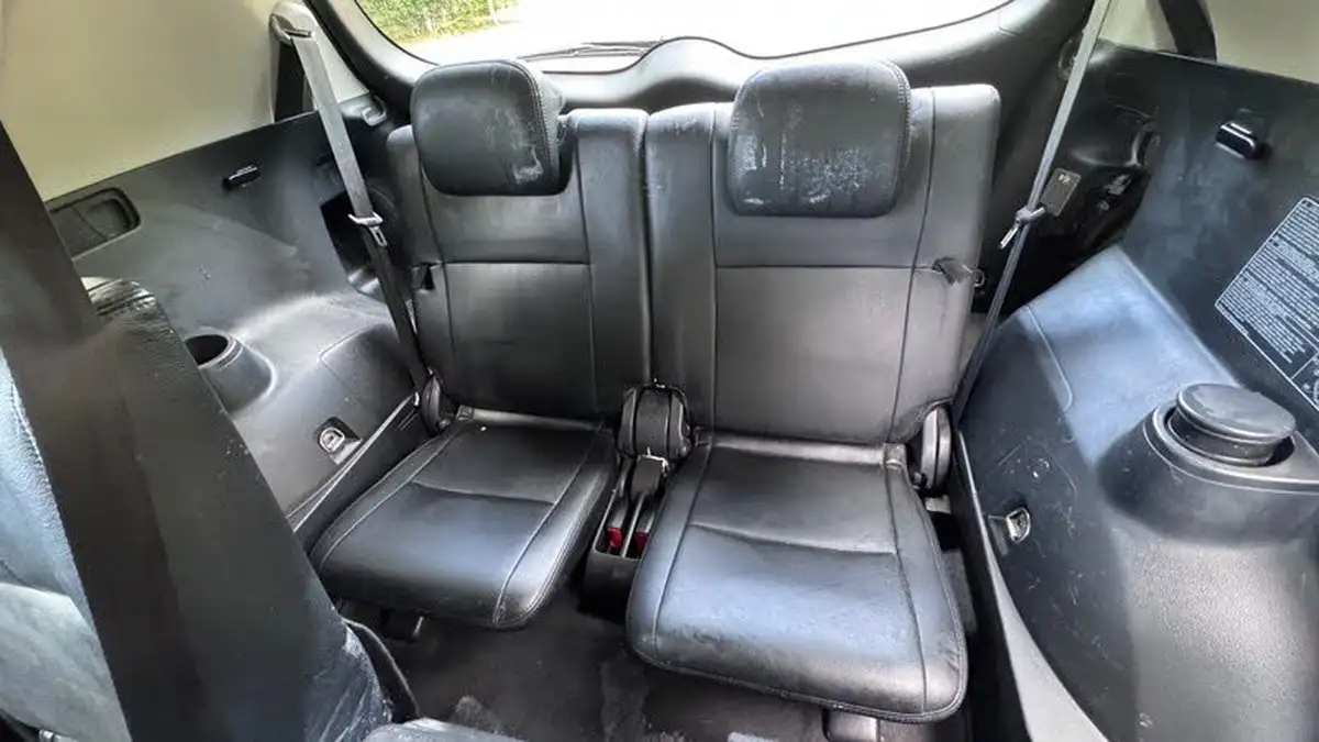 2012-toyota-verso-22td-tr-big-28