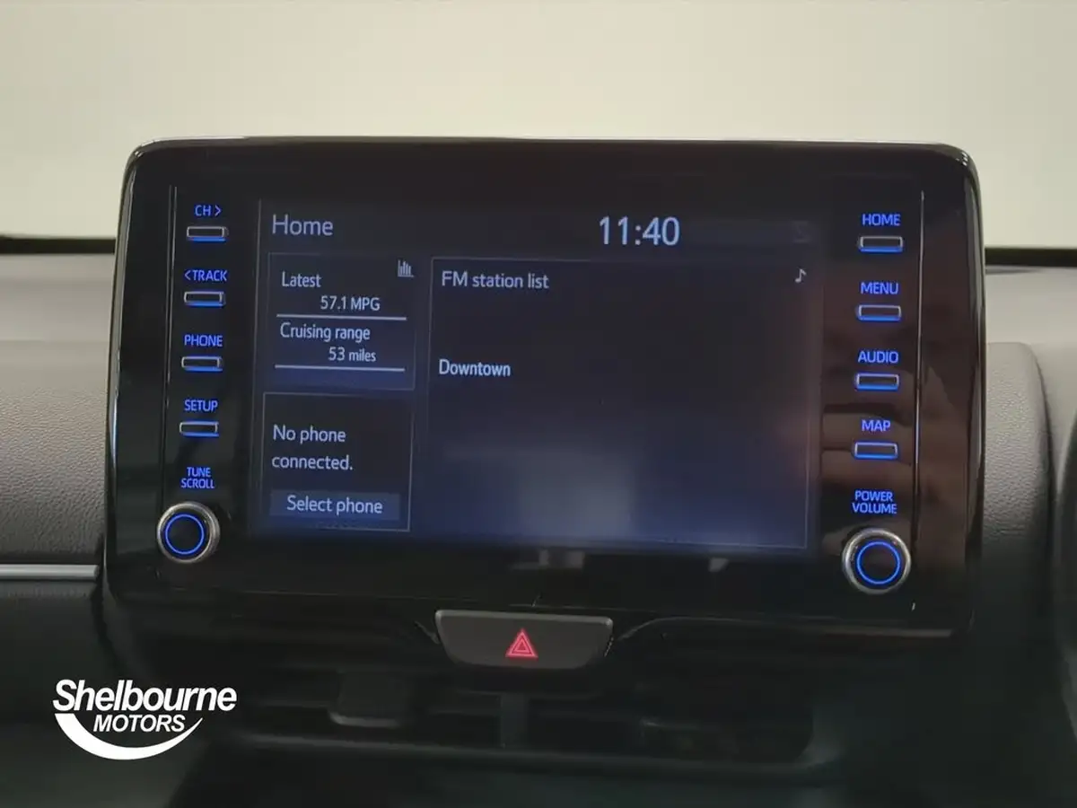 2023-toyota-yaris-cross-15-vvt-i-design-big-4