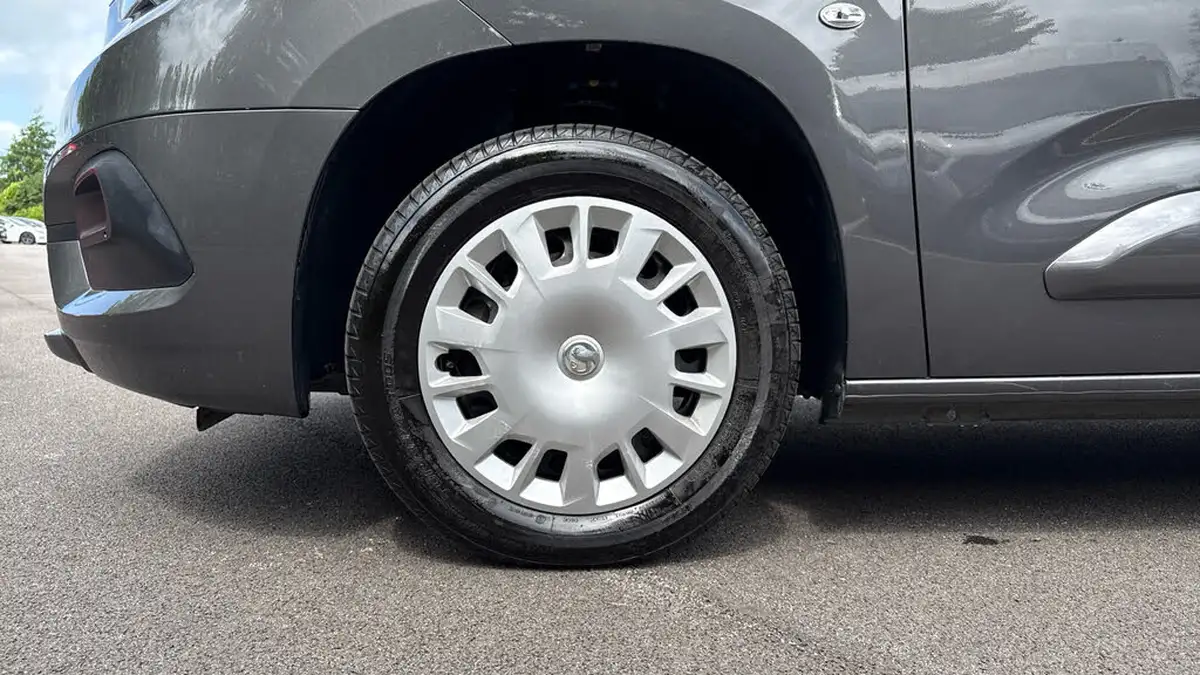 2023-vauxhall-combo-15cdti-pro-2300-100pseu6d-pro-l1h1-big-16
