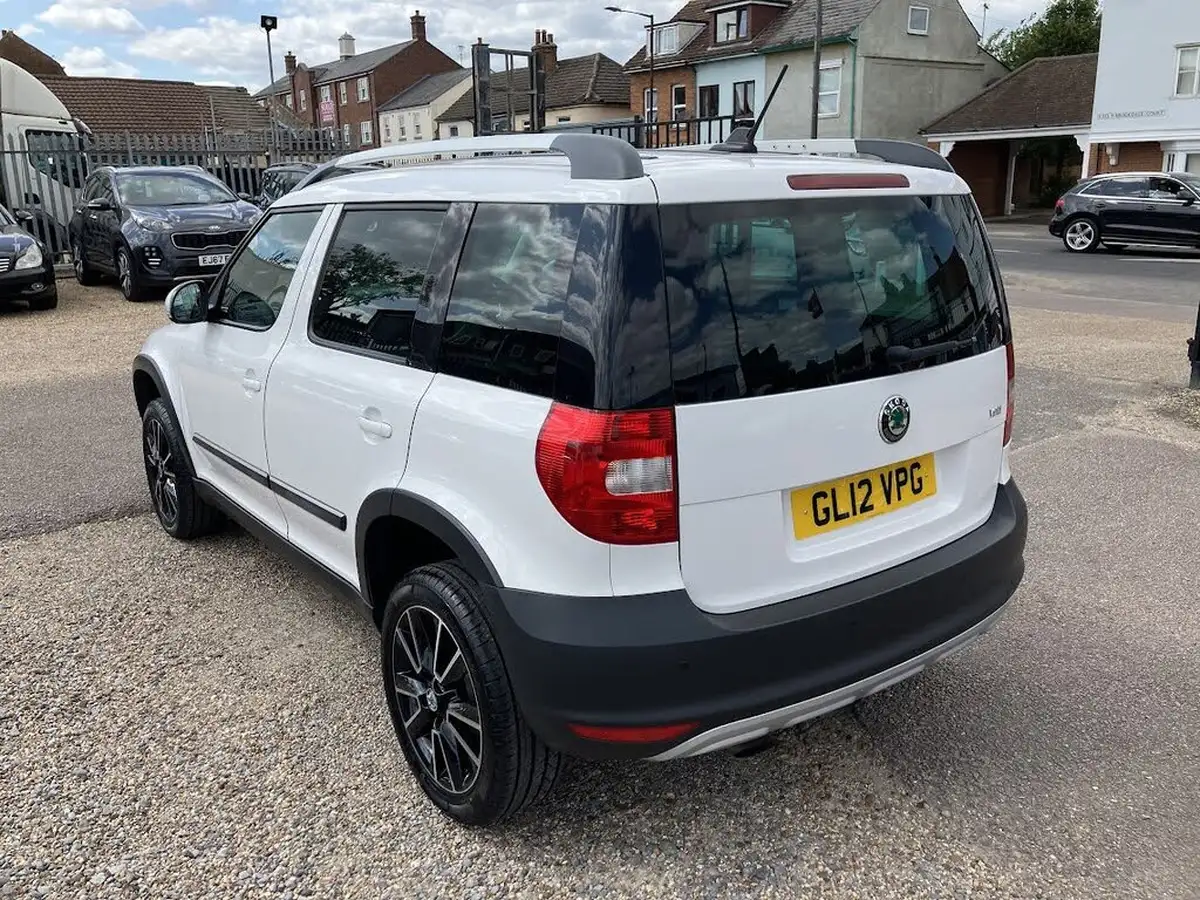 2012-skoda-yeti-12-urban-big-2