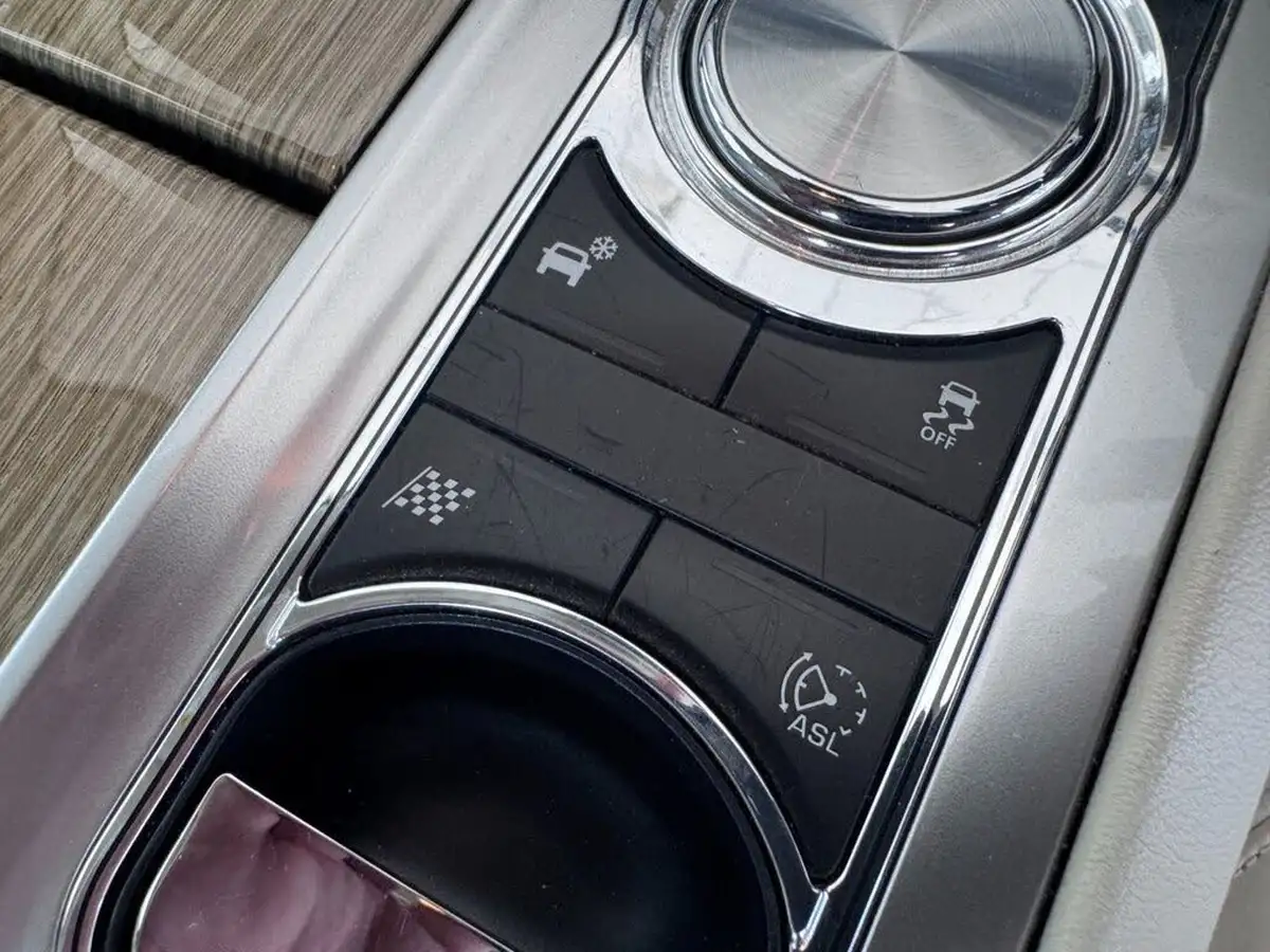 2014-jaguar-xf-30td-premium-luxury-saloon-4d-big-44