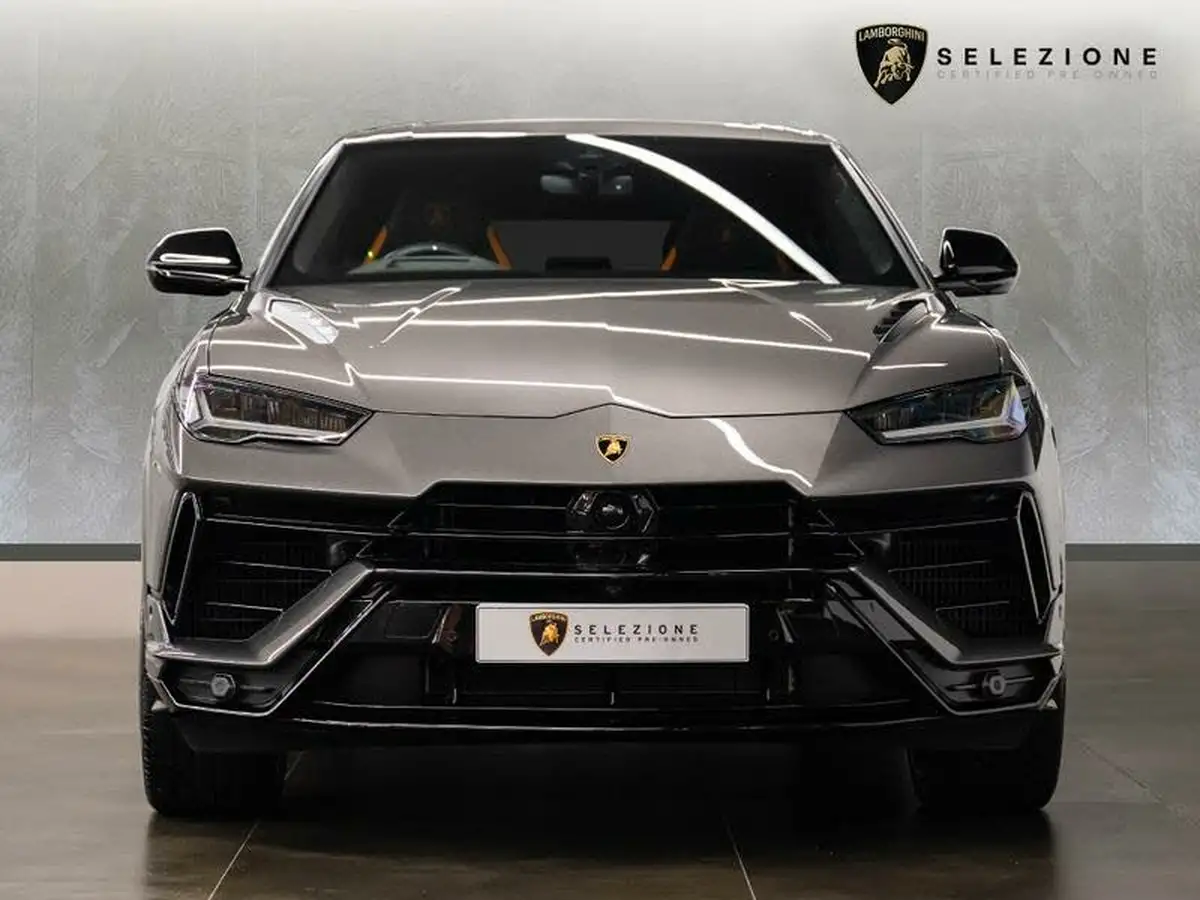 2023-lamborghini-urus-40-no-trim-big-4