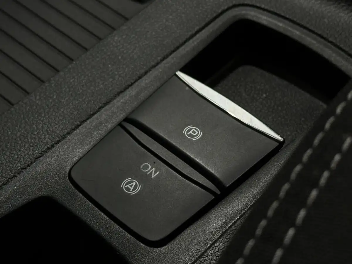 2021-ford-focus-10t-titanium-edition-125ps-hatchback-big-18