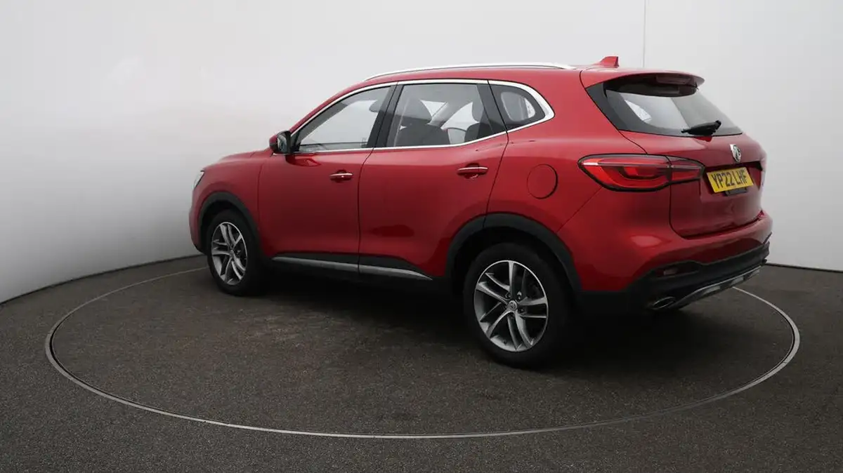 2022-mg-hs-15t-gdi-excite-162ps-dct-big-61
