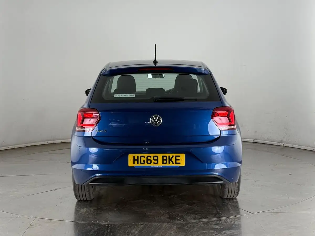 2019-volkswagen-polo-10-tsi-se-big-8