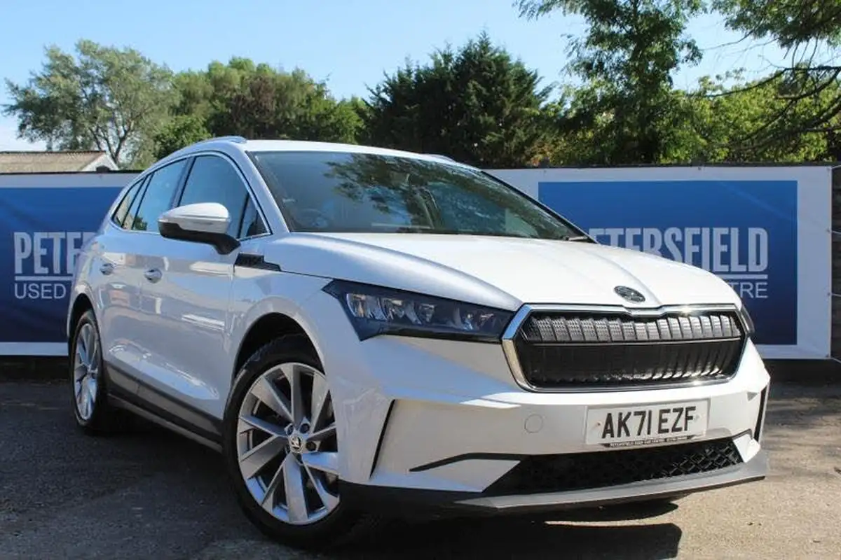 2021-skoda-enyaq-e-60-62-kwh-big-0