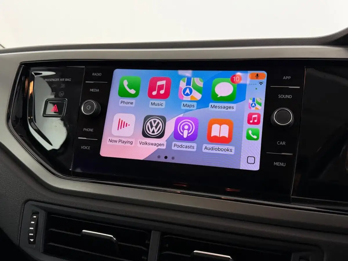 2019-volkswagen-polo-10-tsi-se-big-32