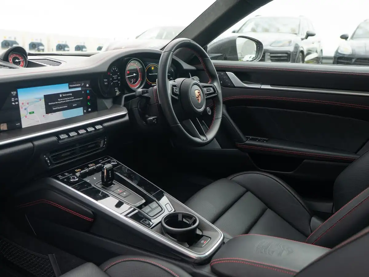 2023-porsche-911-38-turbo-s-awd-turbo-coupe-big-7