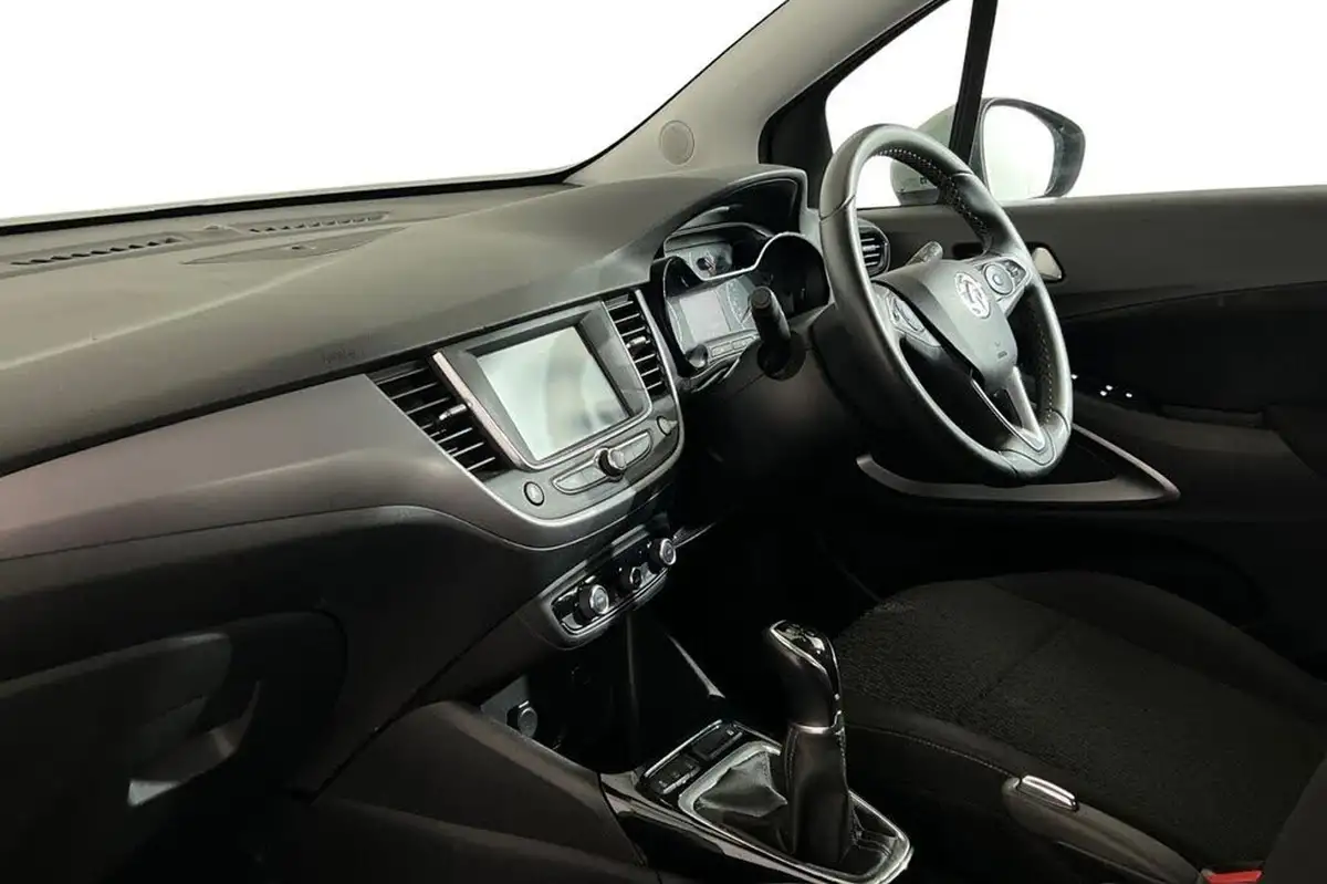 2019-vauxhall-crossland-x-12-se-83ps-big-10