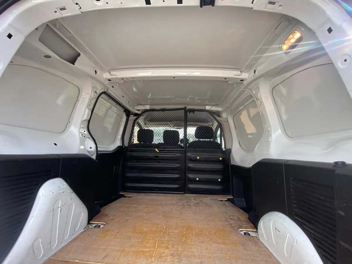 2018-citroen-berlingo-16td-l1-850-enterprise-special-edition-panel-big-40