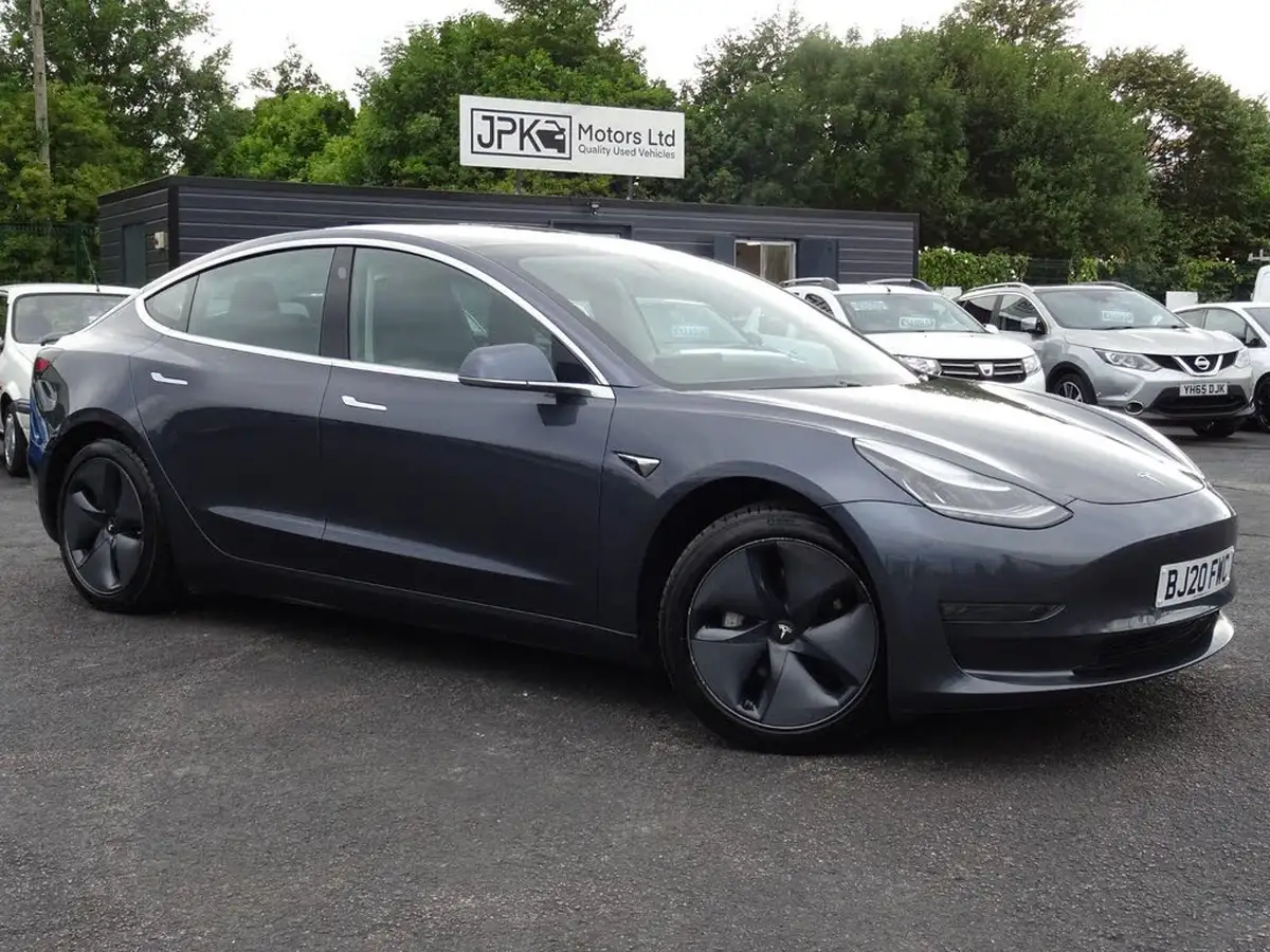 2020-tesla-model-3-e-long-range-big-0