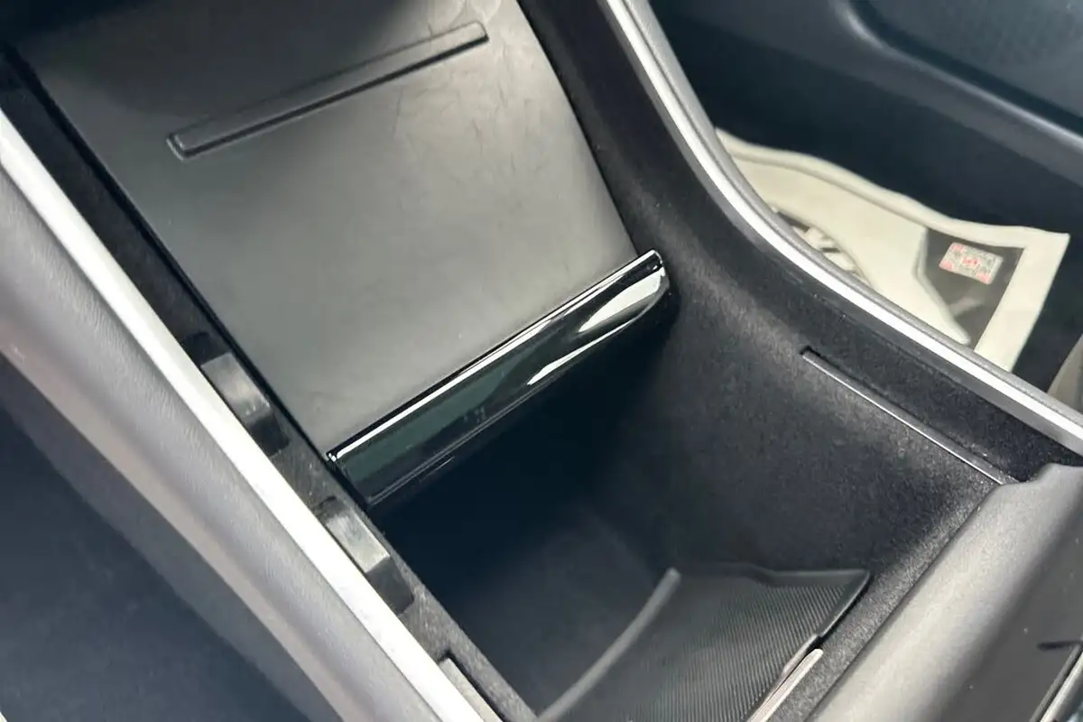 2020-tesla-model-3-e-standard-plus-big-9