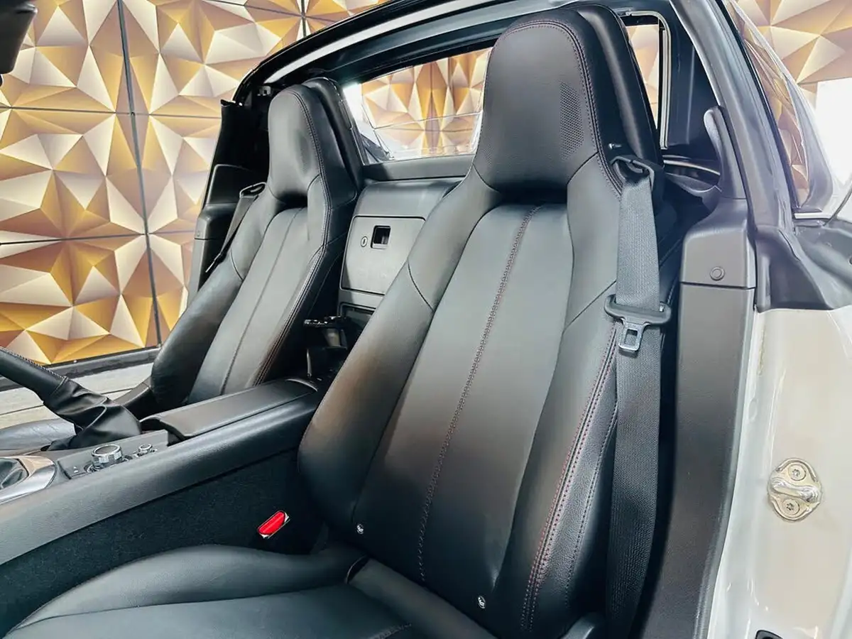 2018-mazda-mx-5-15-sport-nav-rf-big-12